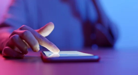 13-year-old girl left with horrific burns on her neck after using her cellphone while it was charging