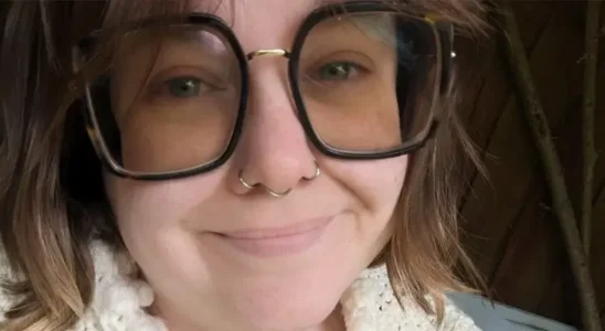 Woman comes out as 'abrosexual' after 30-year journey